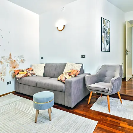 Center House Via Anghileri Appartement
