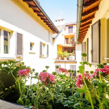 Center House Via Anghileri Appartement *